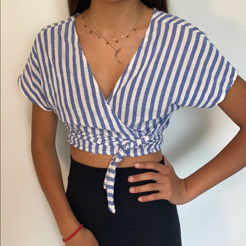 Blue and white low cut tie front crop